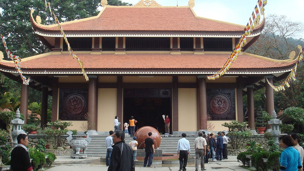 Chùa Lân – Thiền viện Trúc lâm Yên Tử