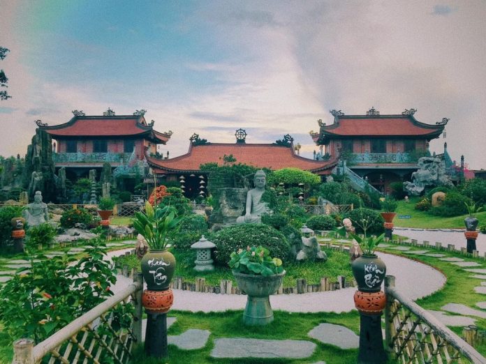 Top 6 điểm du lịch tâm linh “lạ” mà “độc” nhất định phải đến tại Việt Nam