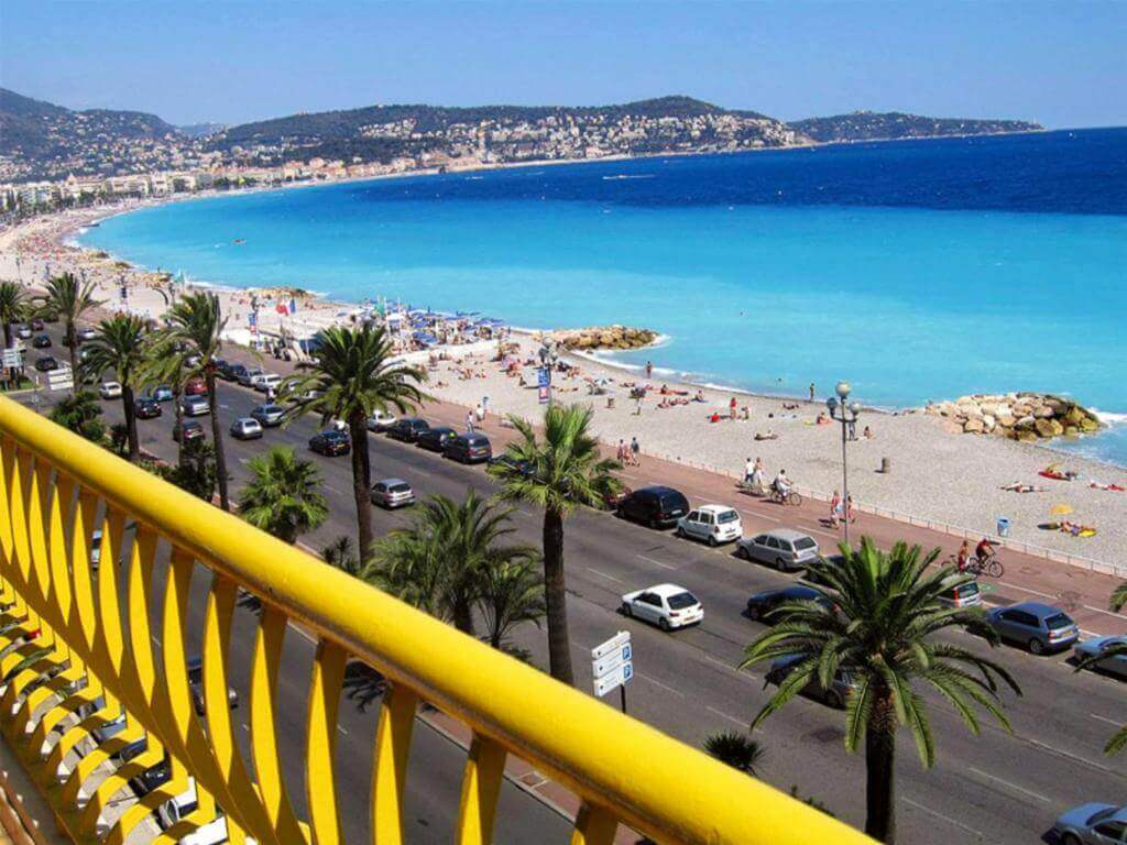 Promenade Des Anglais du lịch Nice Pháp