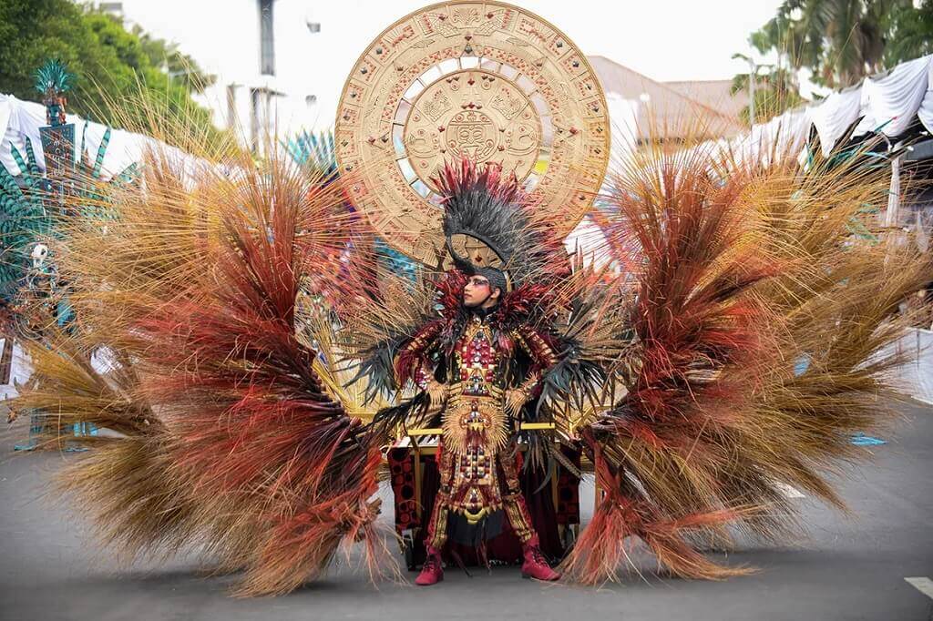Jember Fashion Carnaval - lễ hội Indonesia