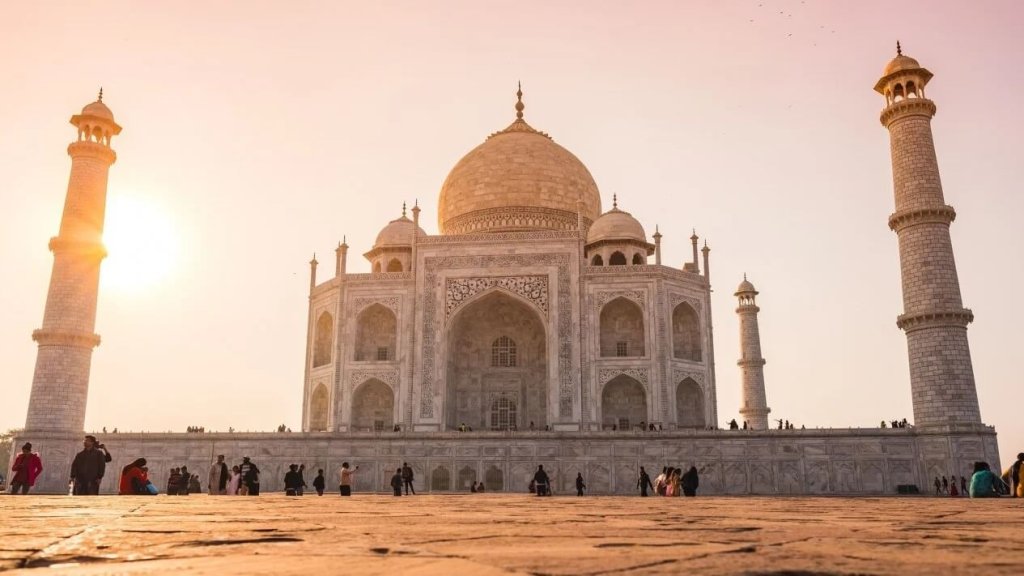 Taj Mahal - Thời điểm du lịch Ấn Độ