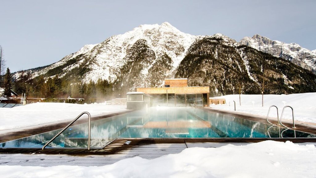 spa nước nóng - du lịch nước Áo mùa đông