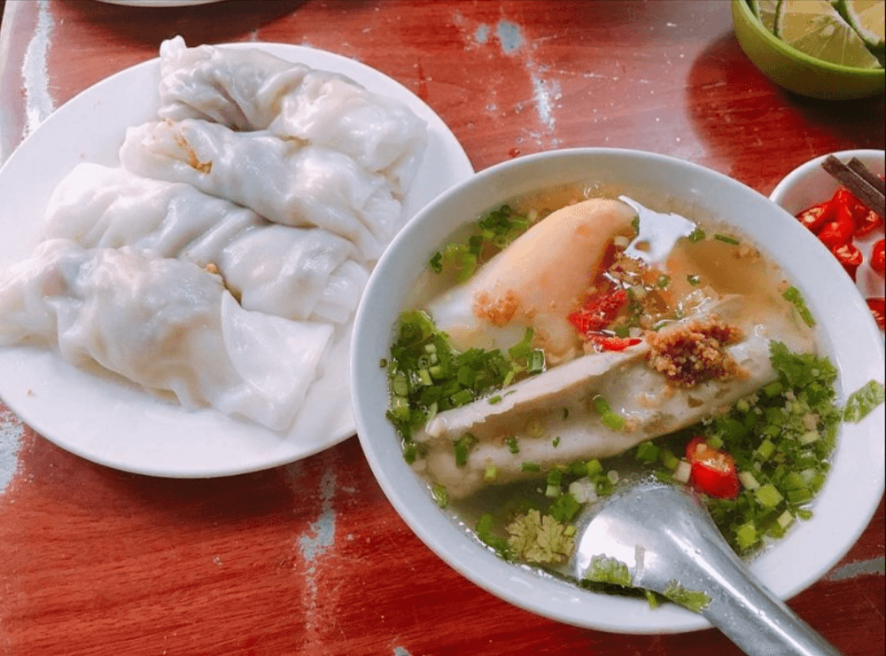 Bánh cuốn Cao Bàng - Món ăn không thể bỏ lỡ khi du lịch Cao Bằng
