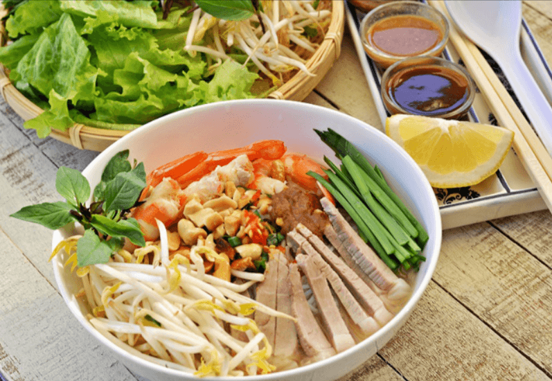 Bún gỏi già Mỹ Tho - món ngon nên thử khi du lịch Tiền Giang