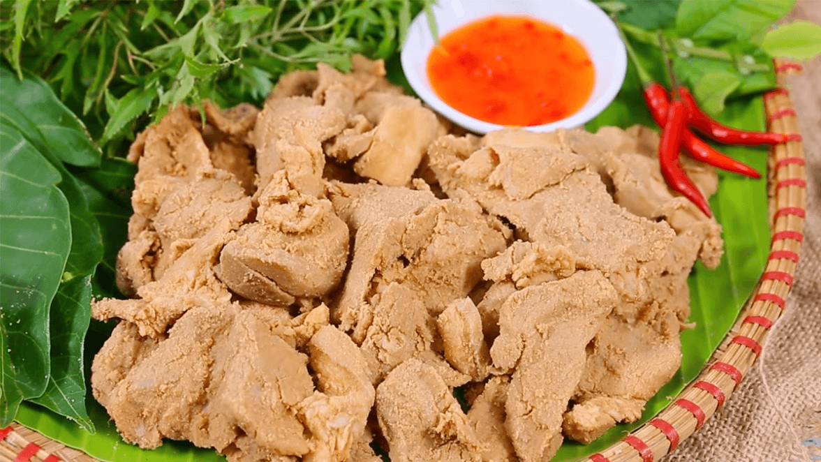 Thịt chua là món ăn vô cùng đặc sản của đồng bào dân tộc Mường, Phú Thọ