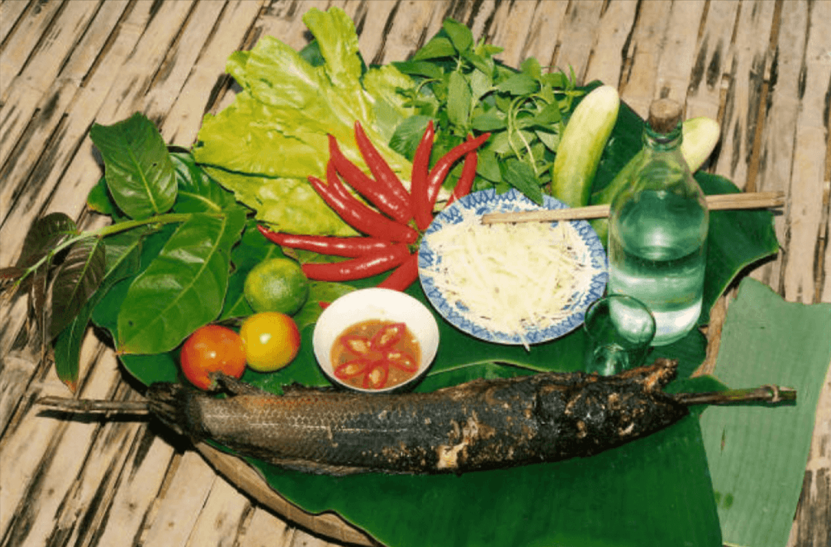 Thử món cá nướng trui - món ăn dân dã của bà con tại đây